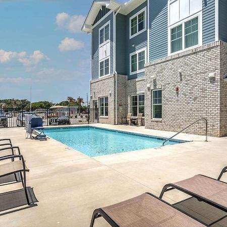 Lighthouse Suites - Best Western Signature Collection Emerald Isle Bagian luar foto