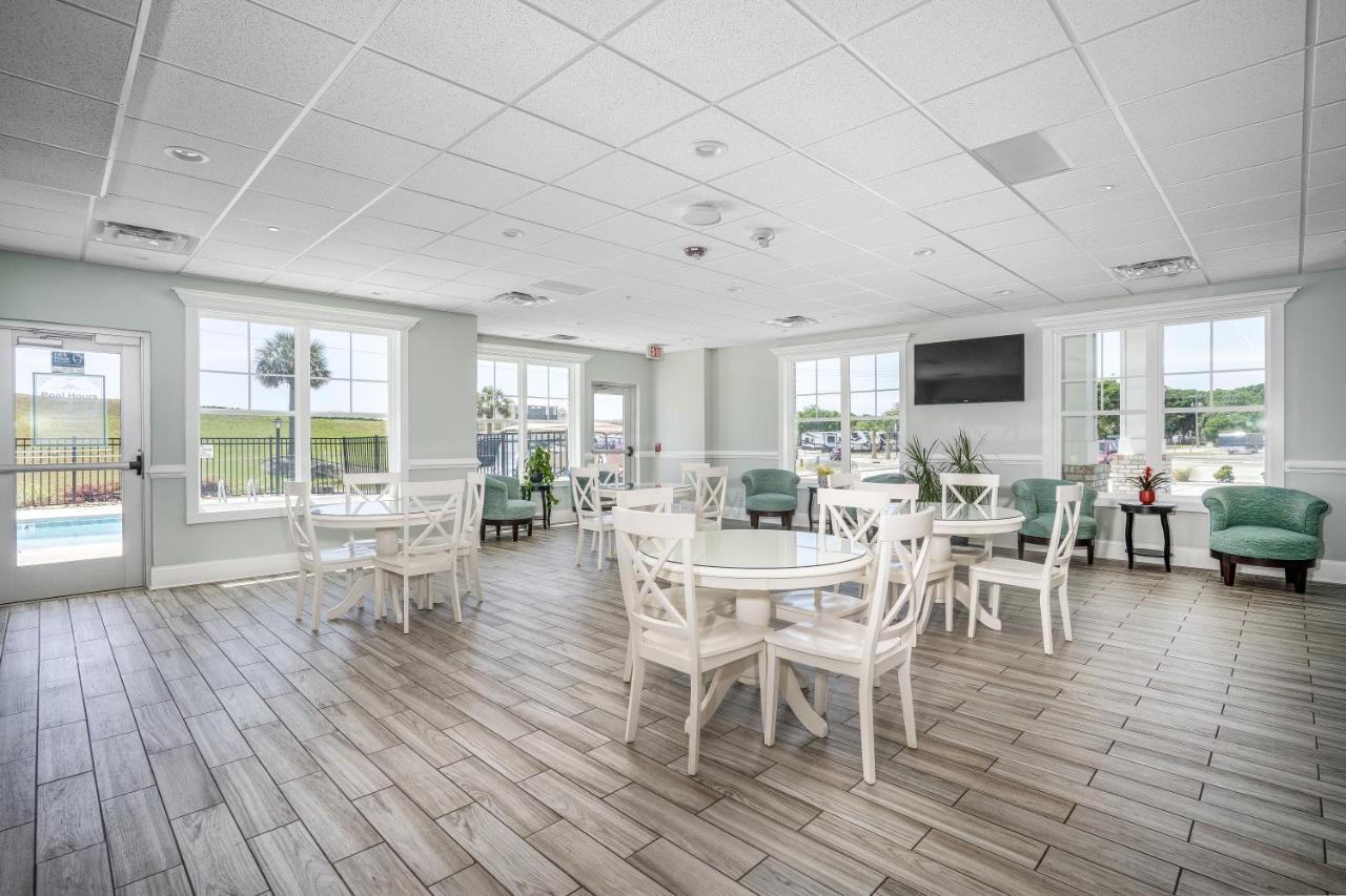 Lighthouse Suites - Best Western Signature Collection Emerald Isle Bagian luar foto