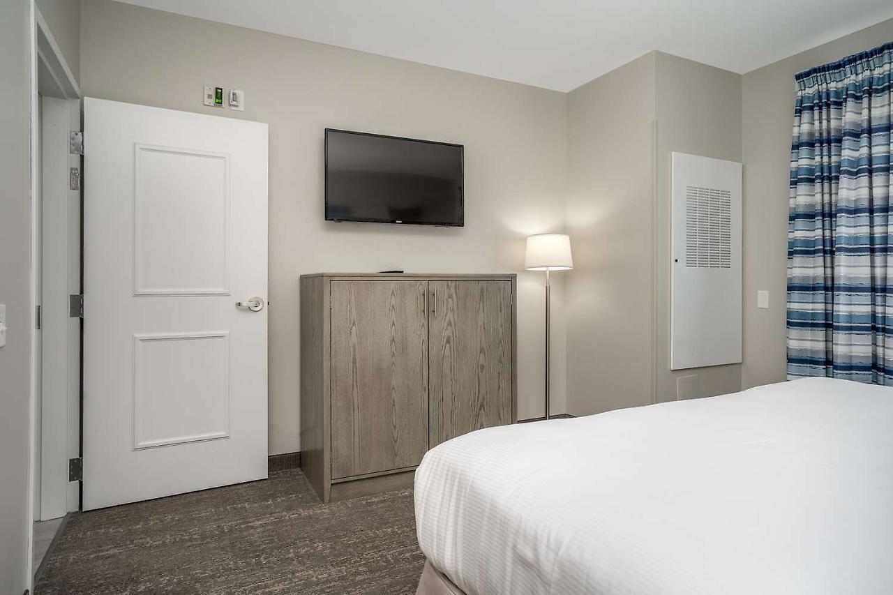 Lighthouse Suites - Best Western Signature Collection Emerald Isle Bagian luar foto